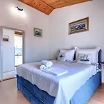 Appartamento Meazza-3 By Interhome