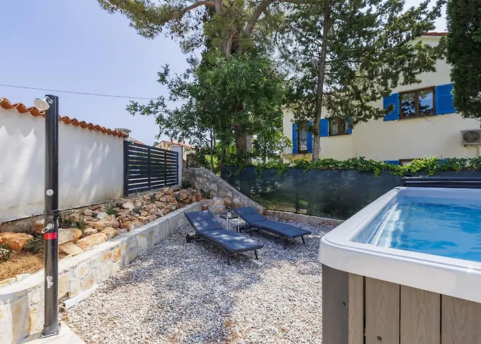 Meazza-3 By Interhome