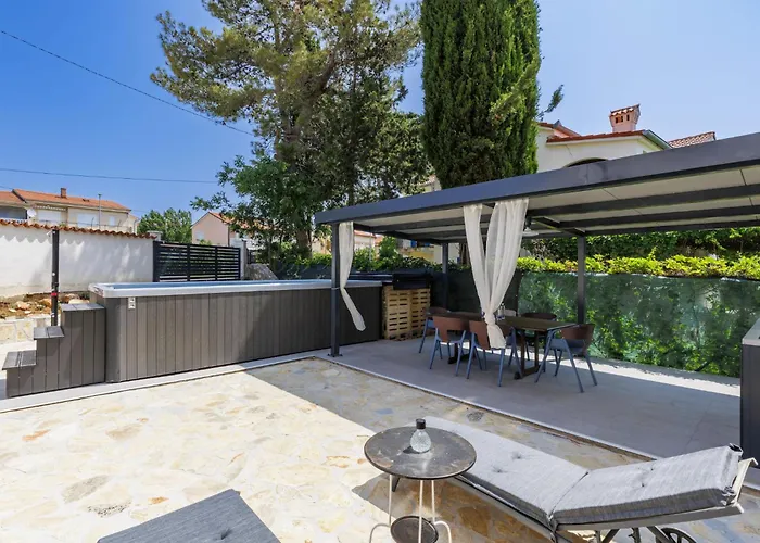 Apartment Meazza-3 By Interhome