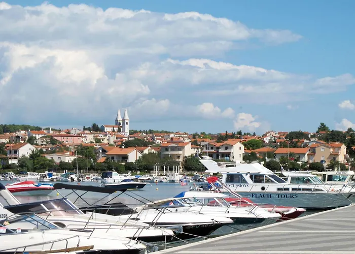 Apartment Meazza-3 By Interhome