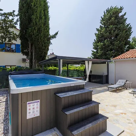 Meazza-3 By Interhome Medulin